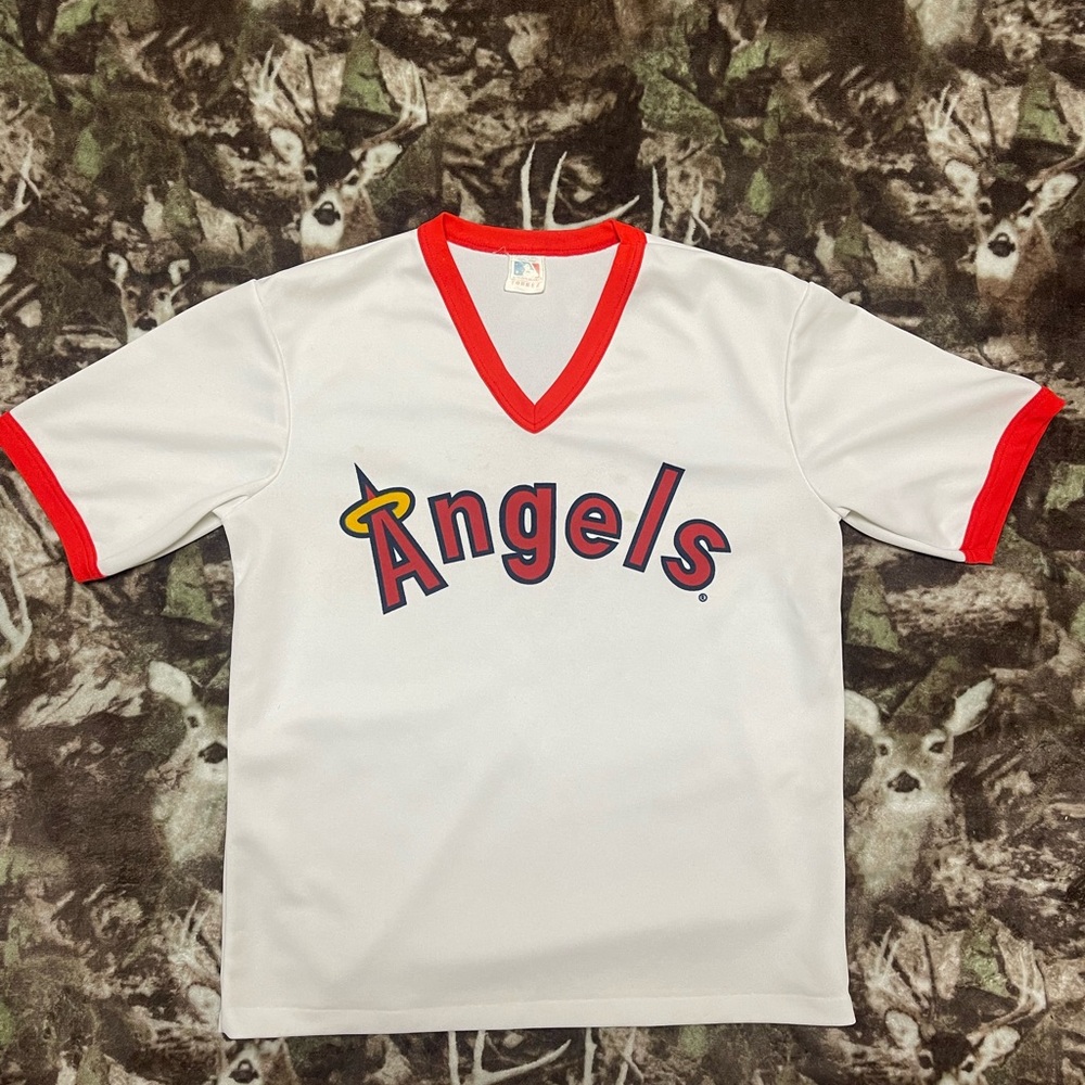 Vintage Angels Men's White Jersey with Red Trim